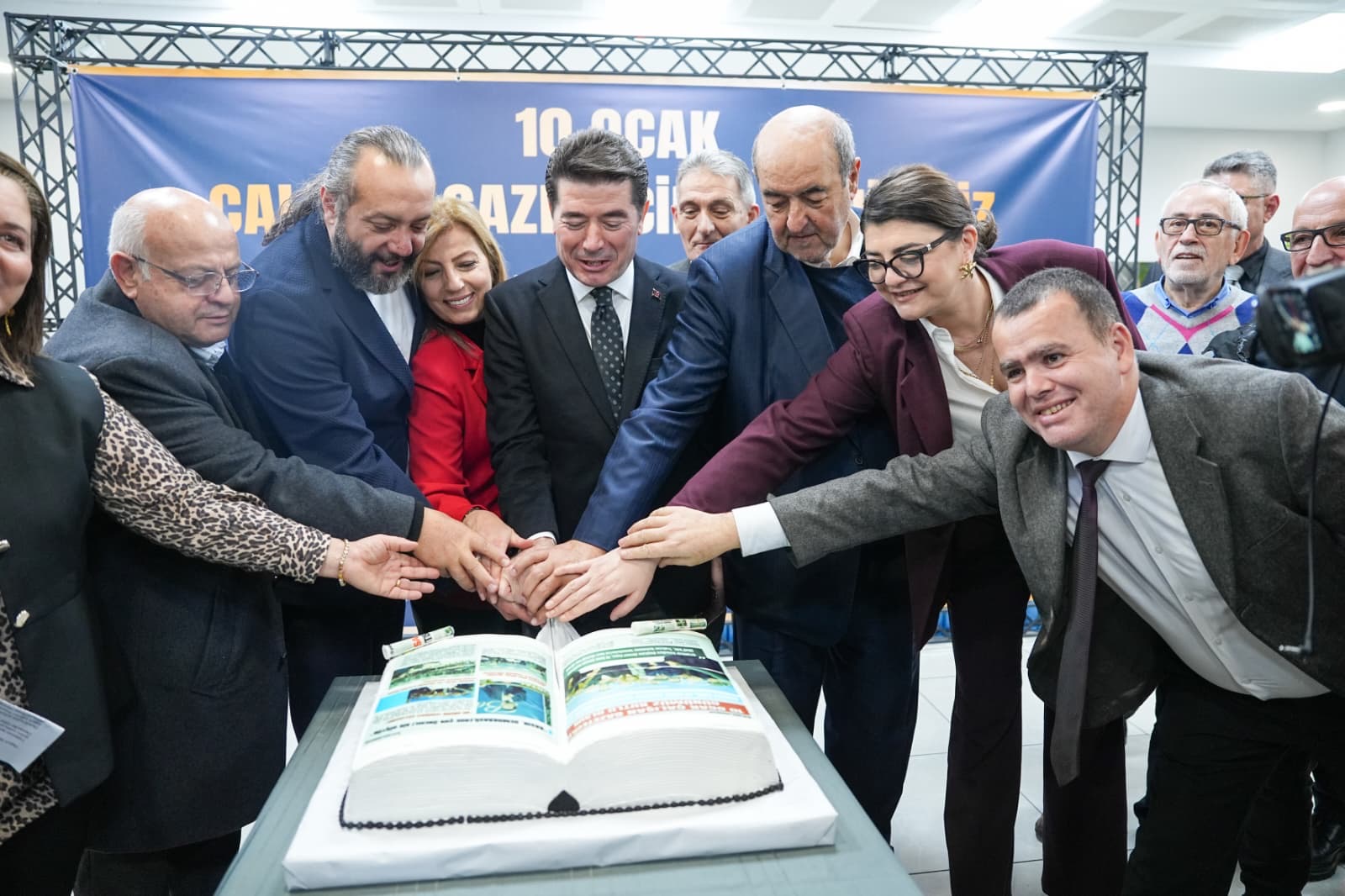 BAŞKAN KAYA, 10 OCAK GAZETECİLER GÜNÜ DOLAYISIYLA TRABZON BASININI AĞIRLADI