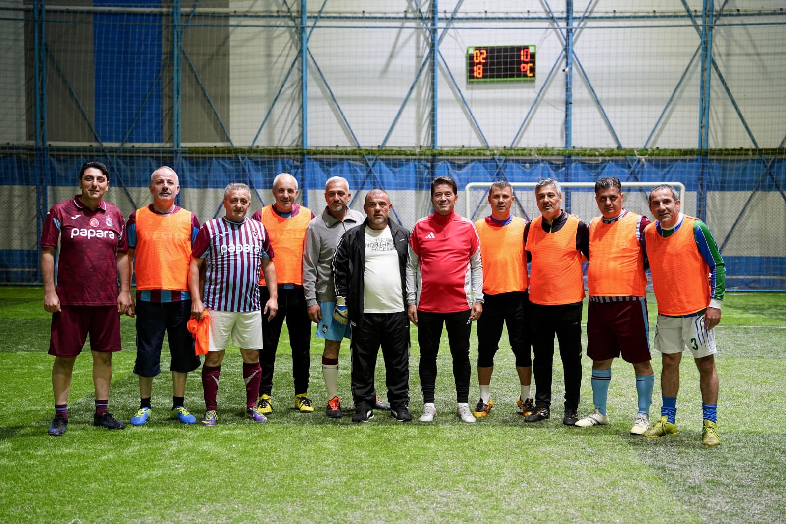 BAŞKAN KAYA, MUHTARLARLA SAHAYA İNDİ