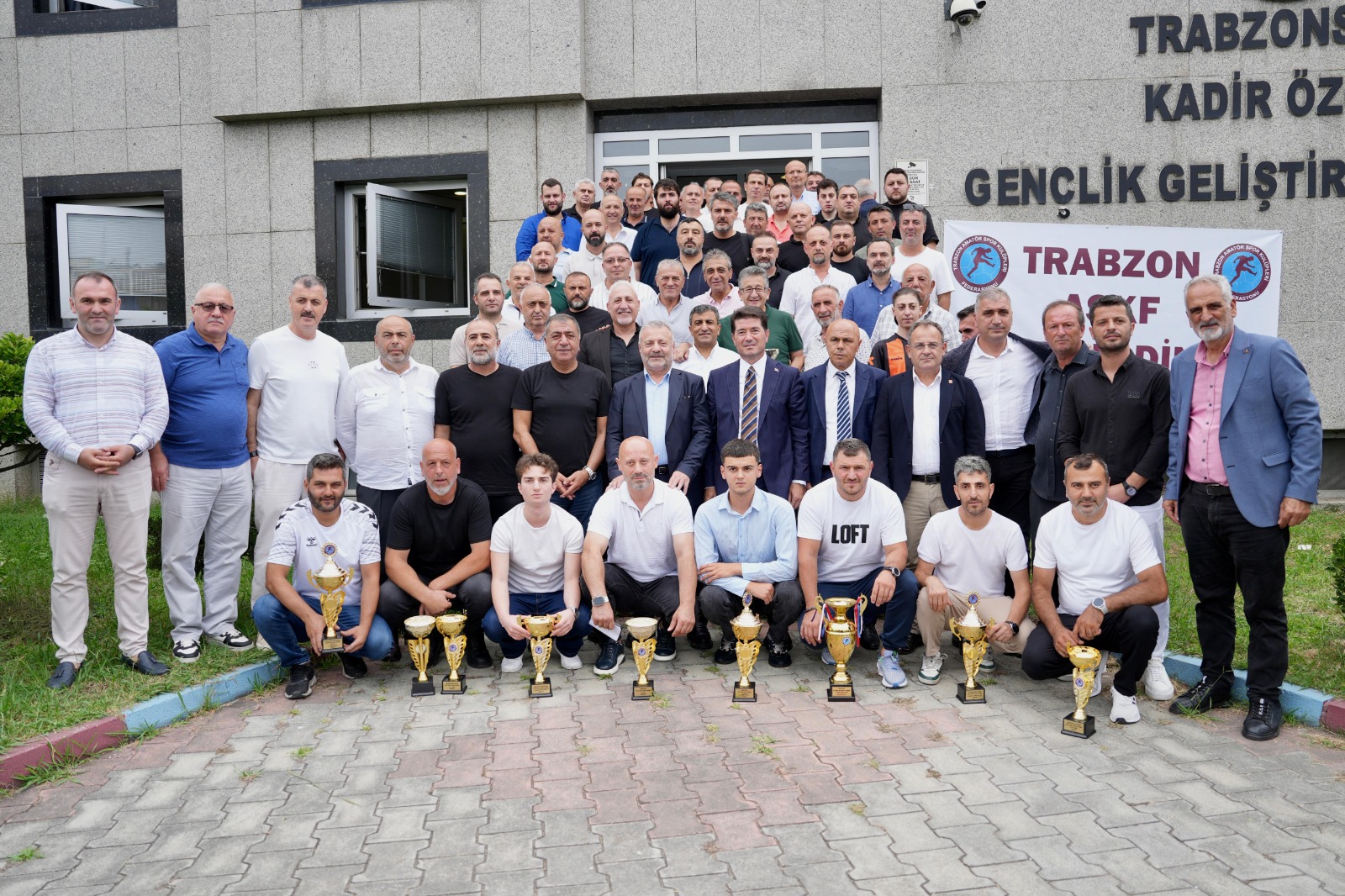 ORTAHİSAR BELEDİYESİ, 55 AMATÖR SPOR KULÜBÜNÜN LİGE KATILIM BEDELİNİ ÜSTLENDİ