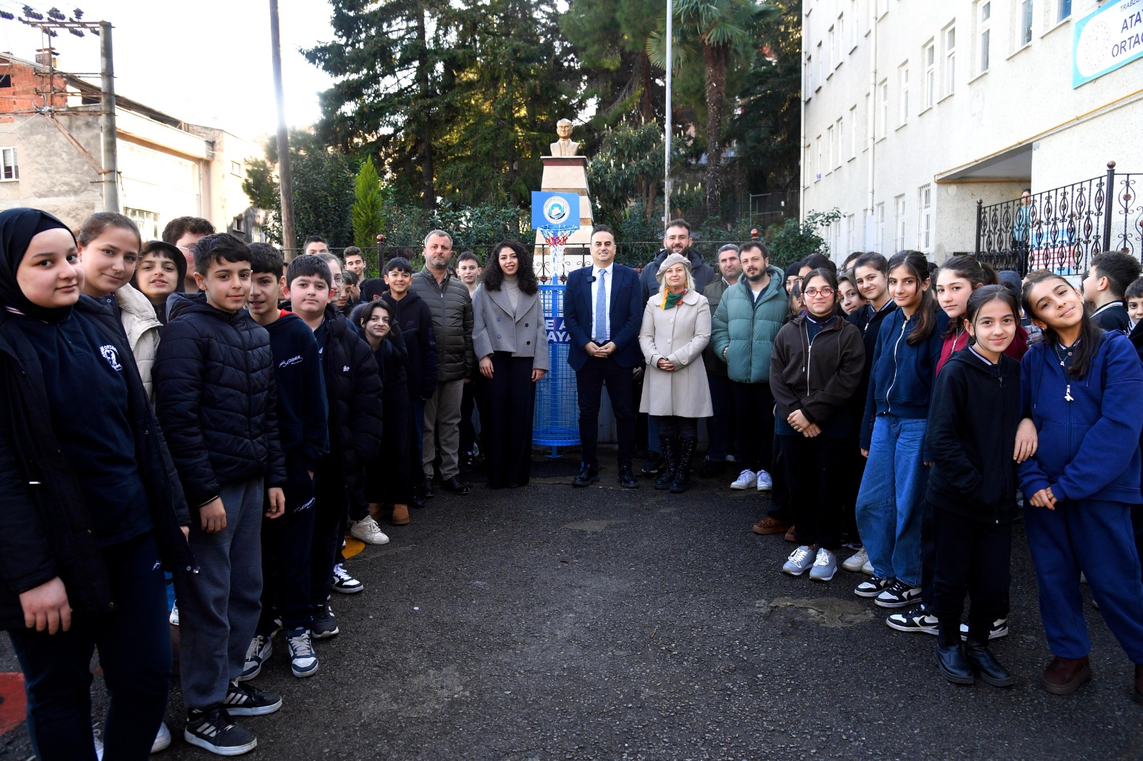 ORTAHİSAR BELEDİYESİ’NDEN GERİ DÖNÜŞÜMÜ SEVDİREN UYGULAMA