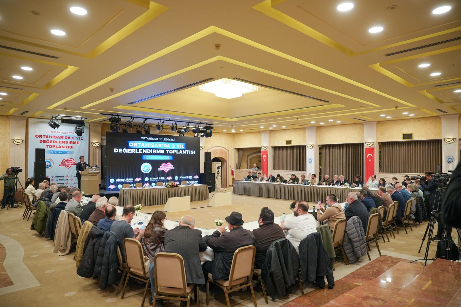 BAŞKAN KAYA, 2 YILLIK ÇALIŞMALARINI KAMUOYUYLA PAYLAŞTI