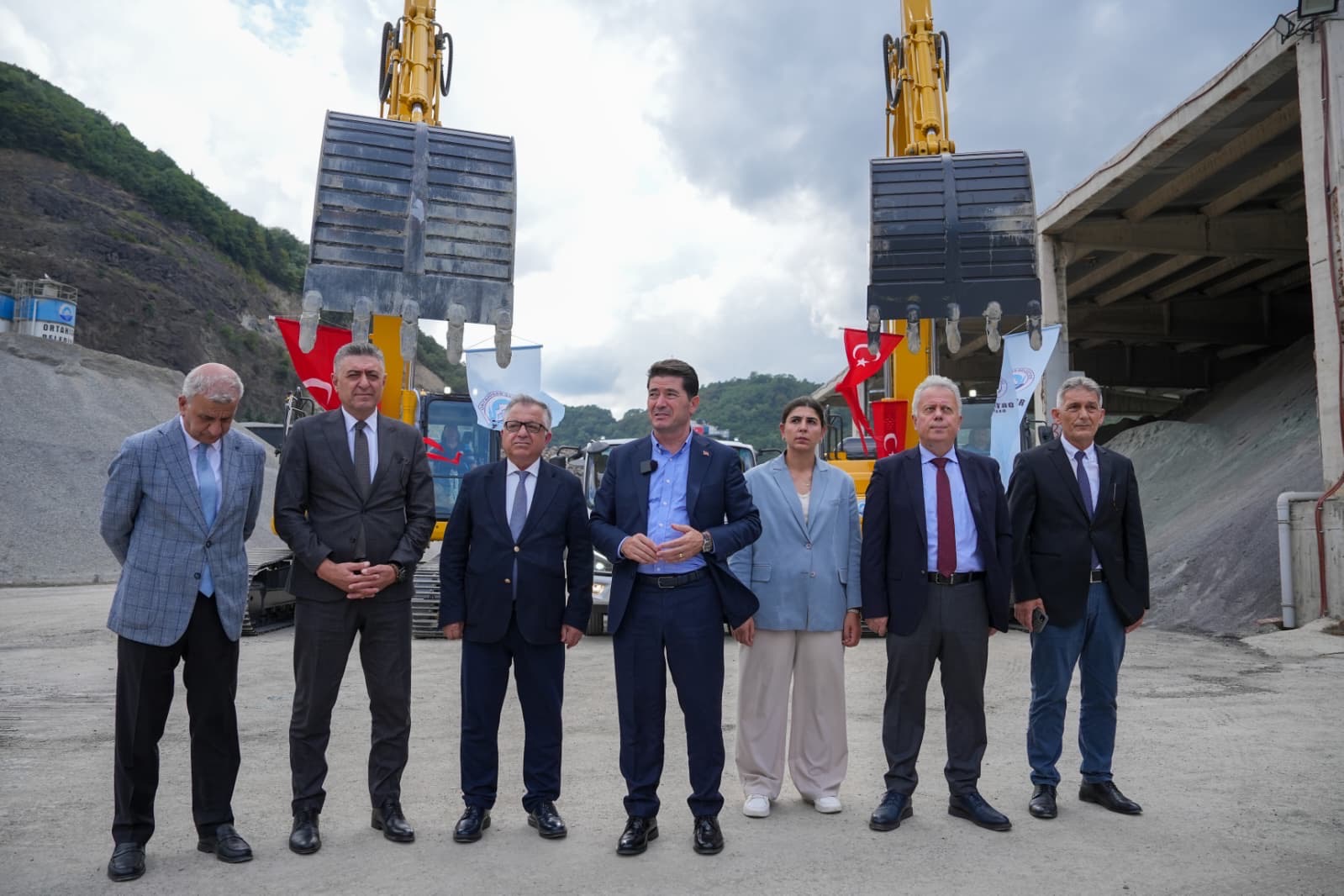 ORTAHİSAR BELEDİYESİ, ARAÇ FİLOSUNU YENİLEYEREK GÜÇLENDİRİYOR