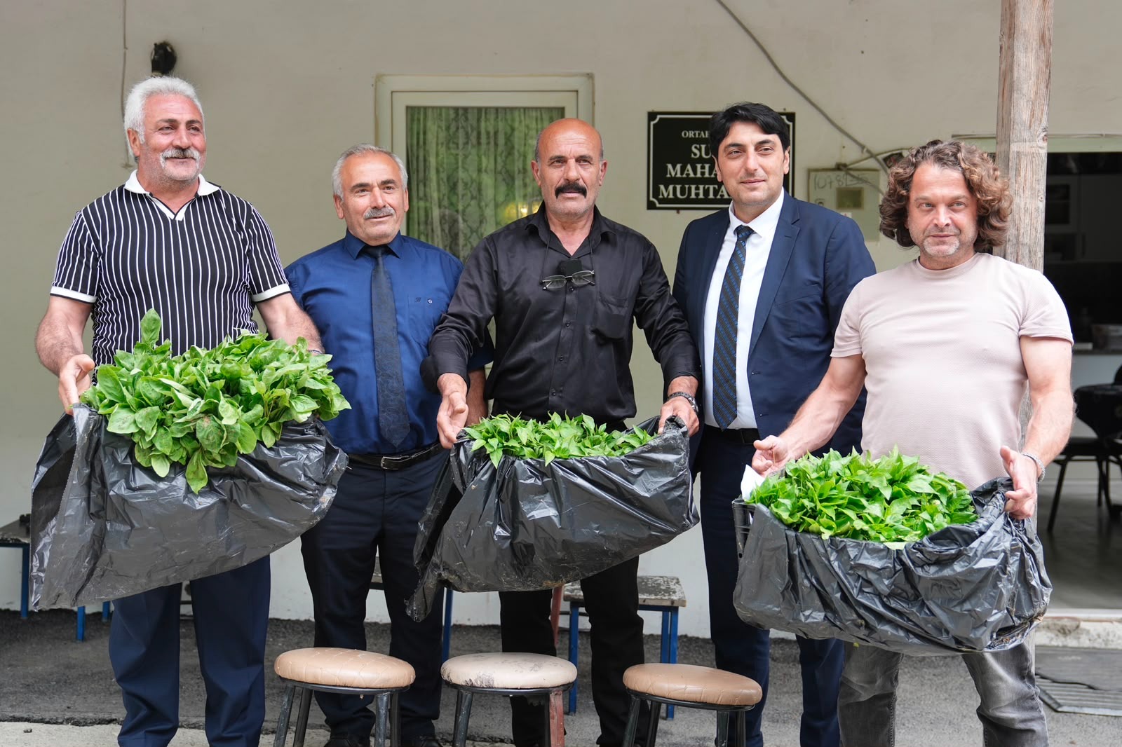 ORTAHİSAR BELEDİYESİ’NDEN ÜRETİCİLERE FİDE DESTEĞİ
