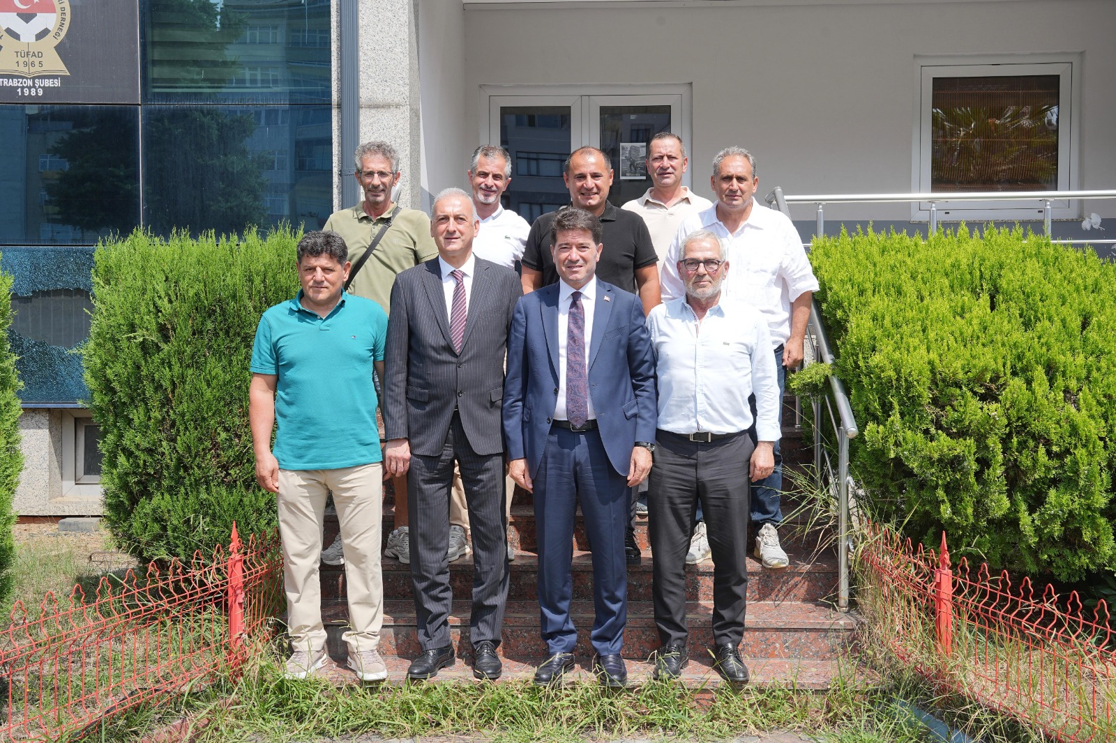 BAŞKAN KAYA, TÜFAD TRABZON ŞUBESİ’Nİ ZİYARET ETTİ