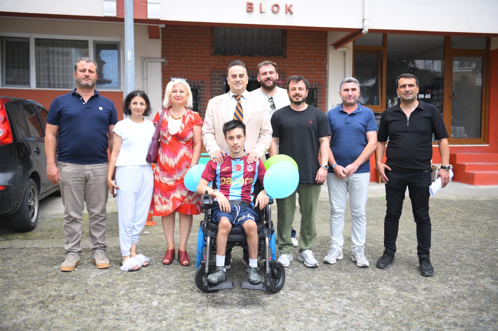 EVREN’İN HAYALİ, MAVİ KAPAKLAR İLE GERÇEĞE DÖNÜŞTÜ